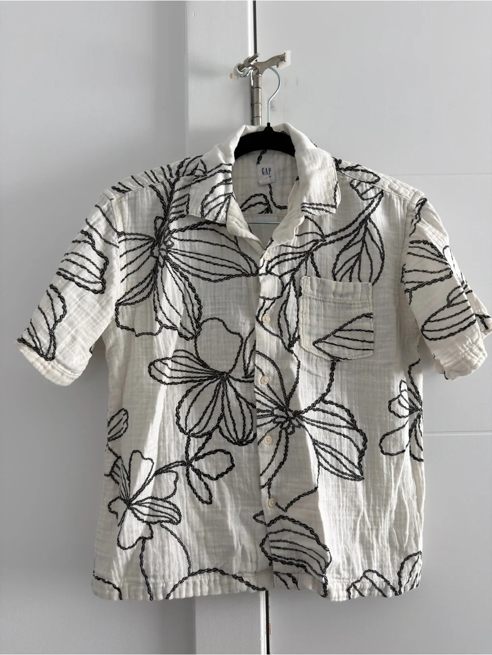 GAP White Short-Sleeve Button-Up with Black Floral Outline